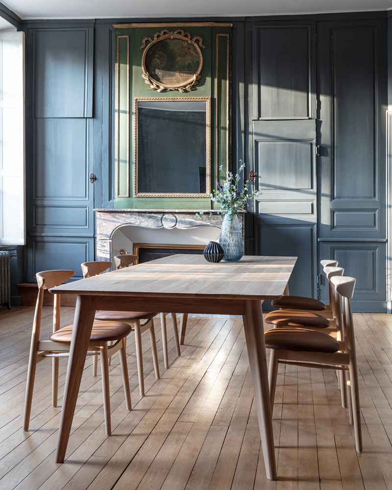 Vincent-Sheppard-Dan-dining-table-Teo-oak-dining-chair-upholstered