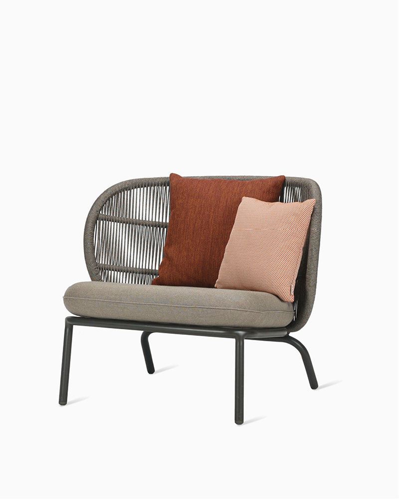 vincent-sheppard-kodo-lounge-chair-carbon-beige