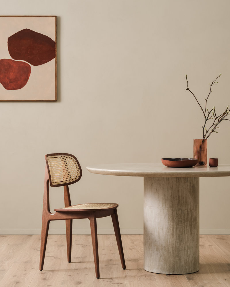 vincent-sheppard-ari-dining-table-titus-dining-chair