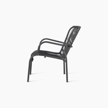 Side view of Vincent Sheppard’s black Loop lounge chair in aluminium and rope	