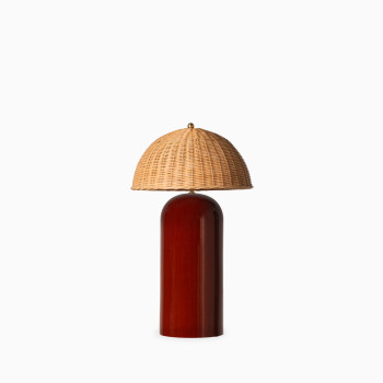 Packshot of the Arvin table lamp large in Maroon 
