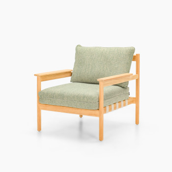 Oda lounge chair with Fig Green cushion, untreated teak frame and flax finish	